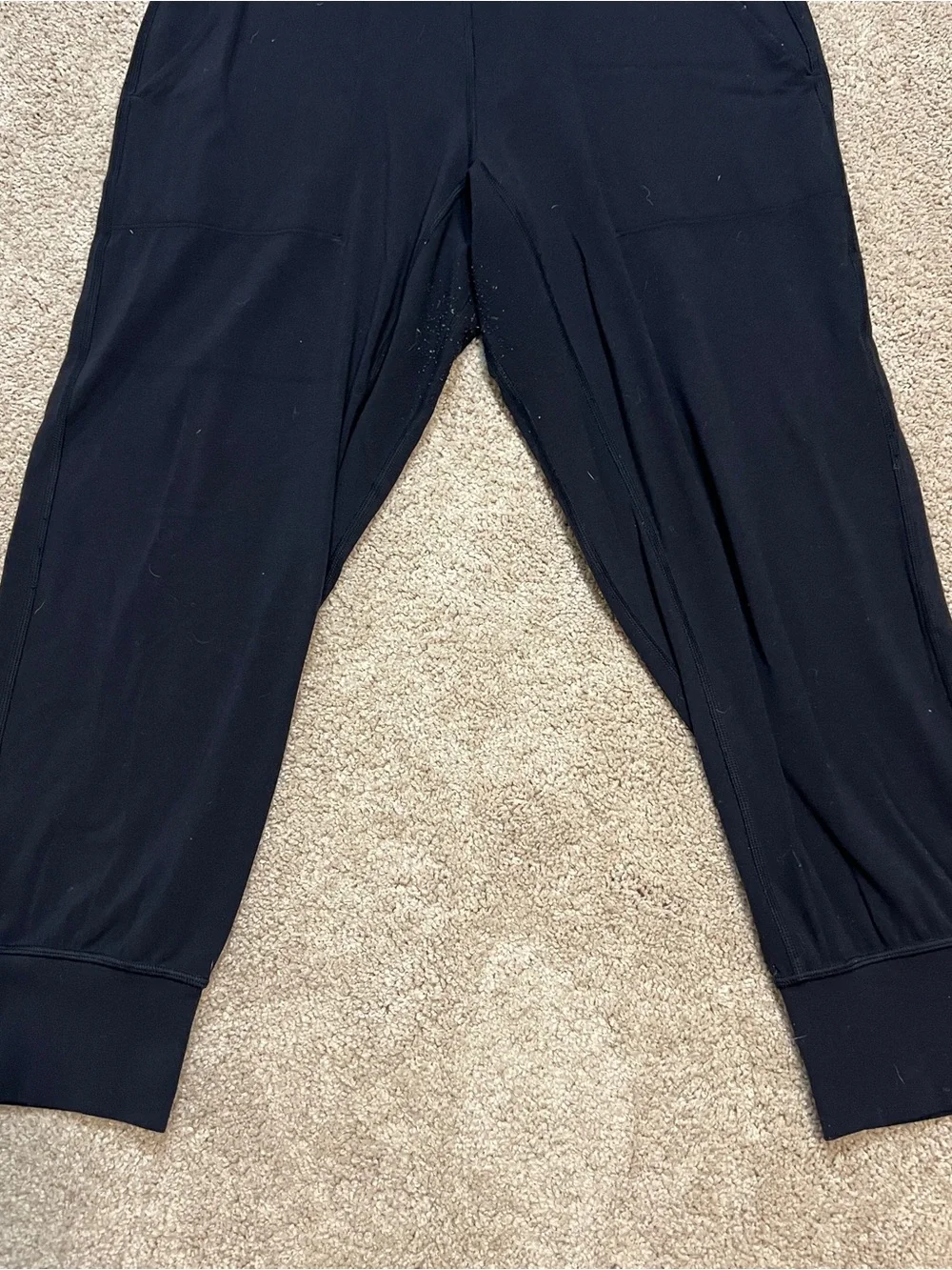 Women’s Lululemon Align Cropped 23” Joggers Size 6